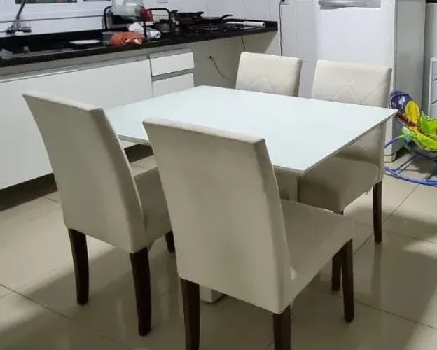 Mesa em laca