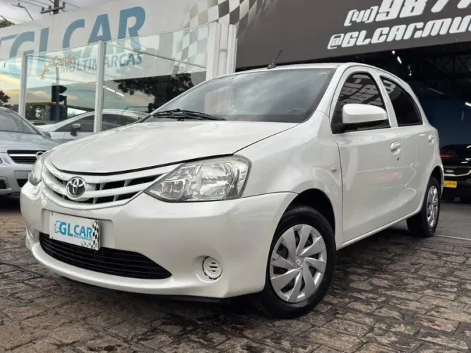 Toyota Etios 1.3 Flex 16V 5P Mec. 2017