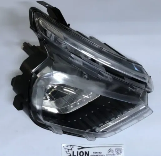 Farol principal Citroen C3 2023 a 2026 direito
