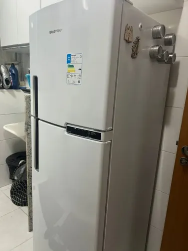 Geladeira Brastemp Frost Free Duplex 375L Branca - Excelente Estado