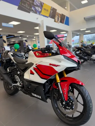 Yamaha R3 Edição Limitada