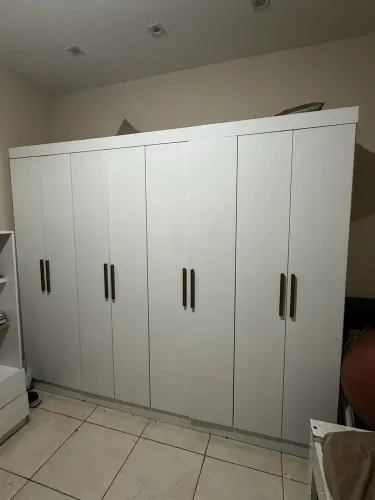 Guarda roupa branco 8 portas semi novo