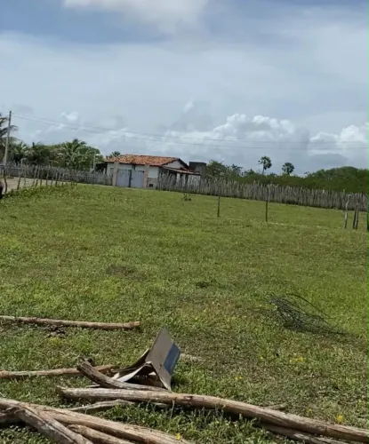 VENDO TERRENO NA PRAIA