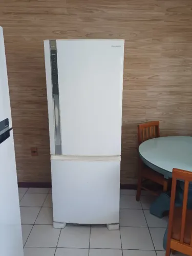 Refrigerador / geladeira inverter econavi Panasonic