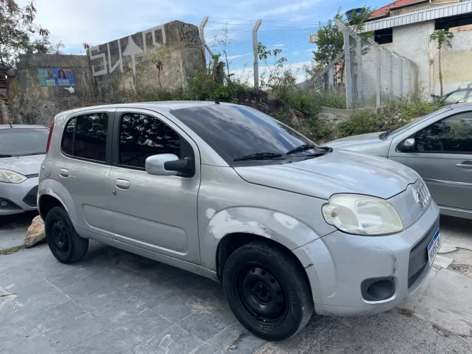 Fiat Uno Vivace/rua 1.0 EVO Fire Flex 8V 5P 2011