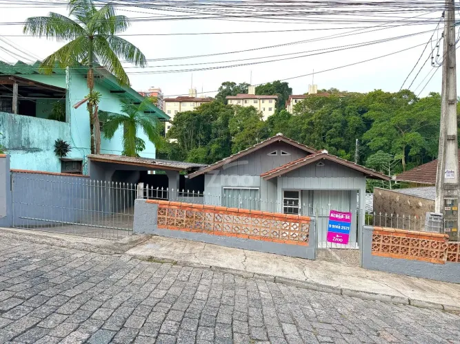 Casa em Água Verde - Blumenau