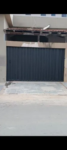 Porta de correr com portiola de 3;30 metros 