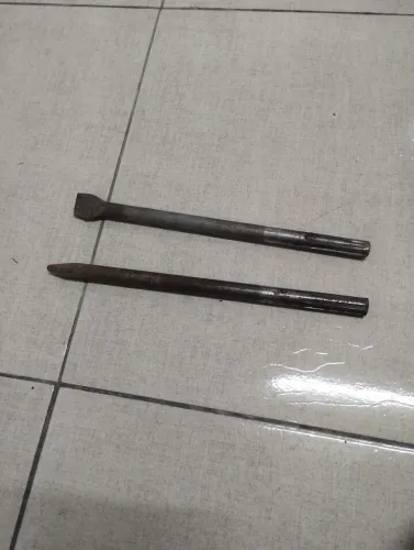 Vendo ou troco 2 ponteira de Martelete