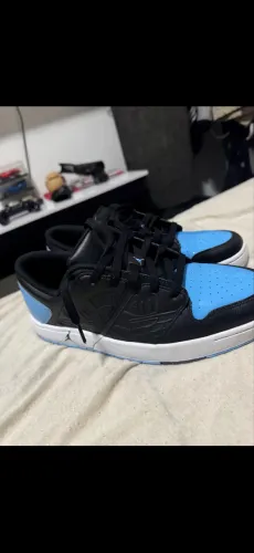 Tênis Nike air Jordan 1