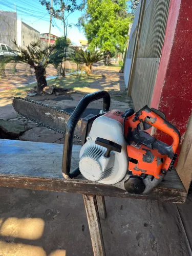 MOTOSERRA STIHL 015 REVISADO E LIMPO, PRONTO PARA USO?