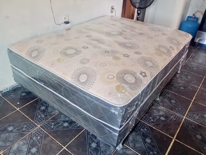 Cama box casal de espuma higienizada 
