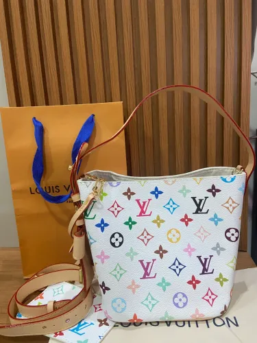 Bolsa Louis Vuitton x TM all in BB