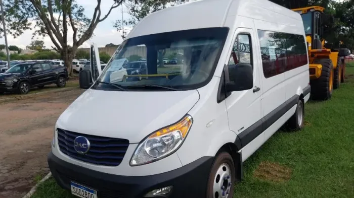 VAN ELETRICA JAC IEV750V ElETRICO 2P