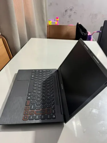 Notebook zerado pra sair rapido