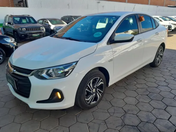 Chevrolet Onix Plus LT 1.0 12V Flex Mec. 4P 2025