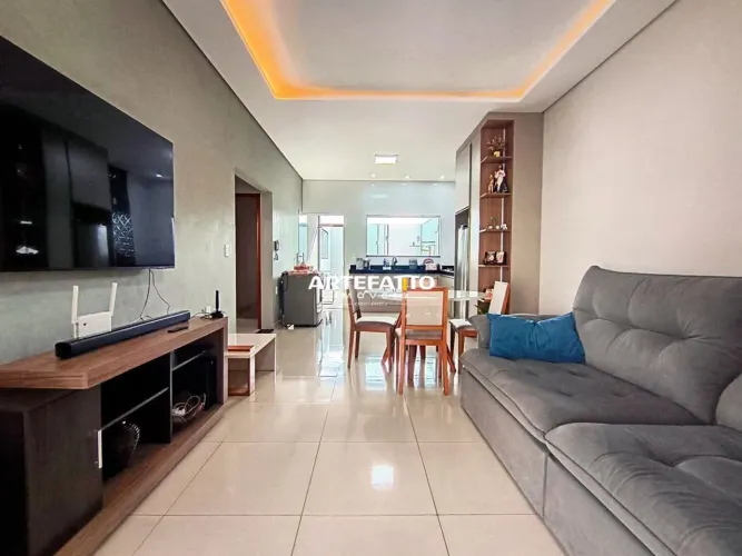 Casa à venda em Patrocínio Paulista, Residencial Paraiso I, com 3 quartos, 160m²