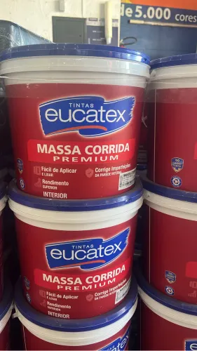 R$ 68,90 massa corrida 25 kilos Eucatex