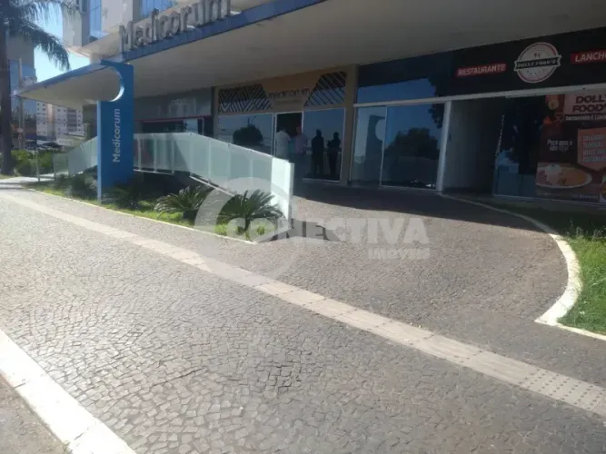 Sala Comercial à Venda no Ed. Medicorum, Goiânia 25m² com Infraestrutura Completa