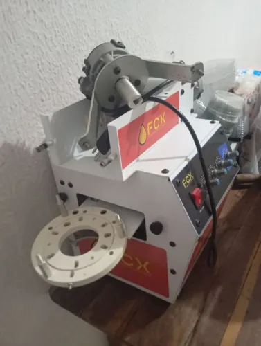 máquina de modelar salgados cemi nova