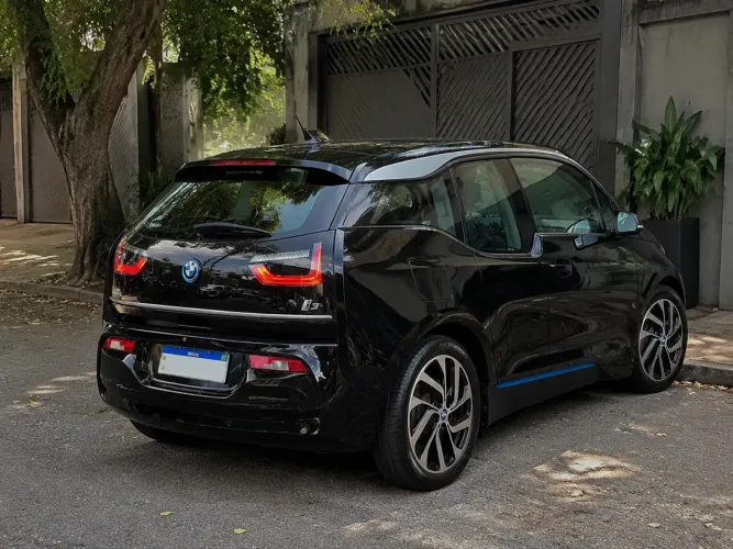 BMW I3 BEV Full 170cv Aut. (elétrico) 2022