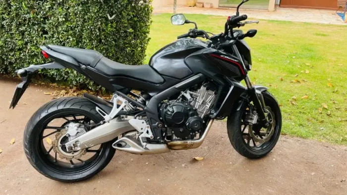 HONDA CB650F - 2015