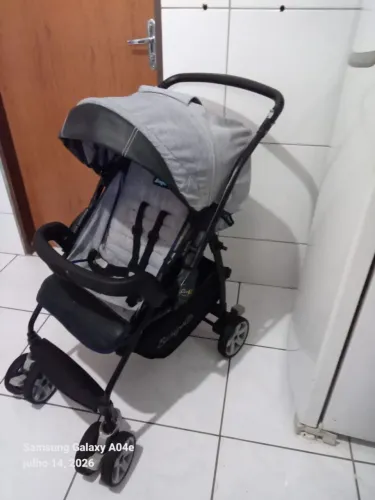 Carrinho de bebê Burigotto 