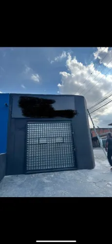 Portão para adega