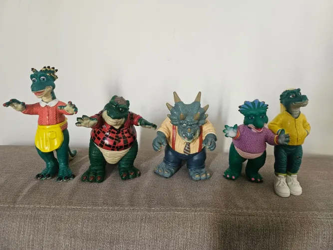 Bonecos coleção família  dinossauros 
