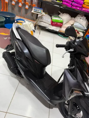 Honda elite