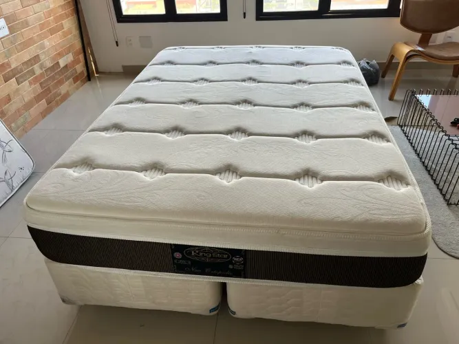 Cama box com colchao padrão casal king star