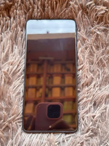 Celular M53 Usado