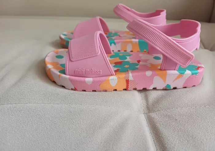 Sandália infantil Melissa Tam 28 palmilha mede 18.5 cm