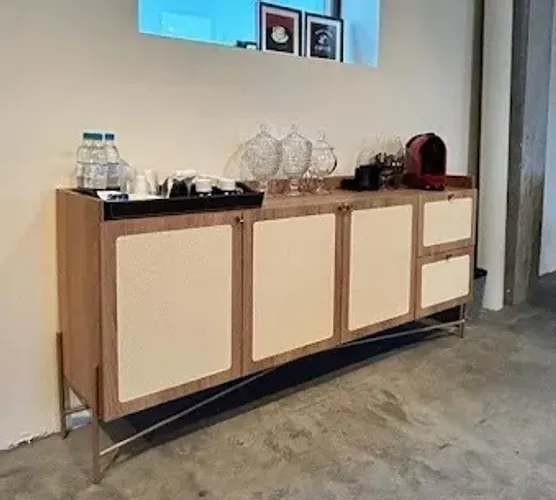Balcão Buffet Estilo Escandinavo/3 portas/183LX8AX37,5P, R$2.539,23!