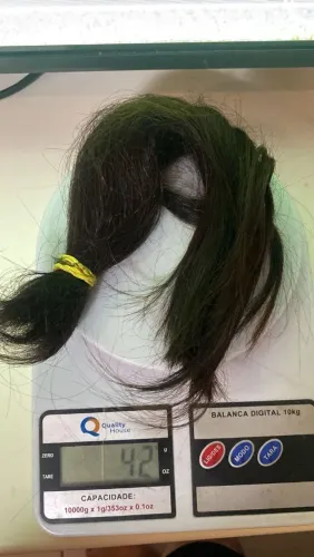 Vendo cabelo humano <br>40 centímetros <br>150