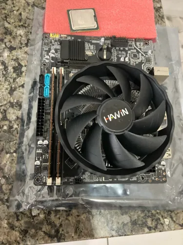 Placa mãe x79 LGA 1356 com defeito