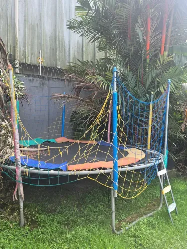 Cama elástica grande