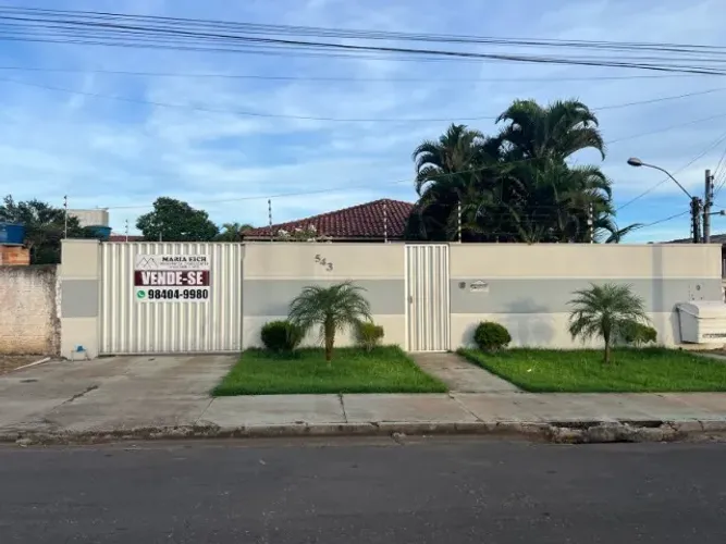 CASA alto padrão em Vilhena/RO Apta a financiamento RUA COSTA E SILVA 543 -Centro