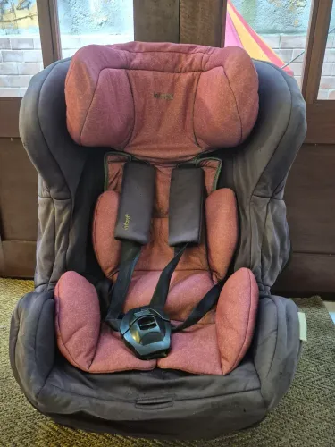 Cadeirinha infantil para carro 