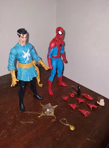 Homem Aranha e Doutor Estranho Marvel Select Toys