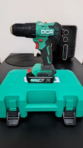 Parafusadeira/furadeira DCA a bateria 20v 50N.M de torque