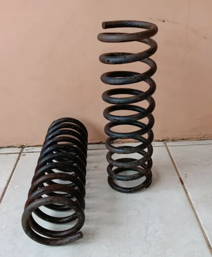 Molas dianteiras originais para Opala, sem ar e sem direção, anos 1980 a 1987