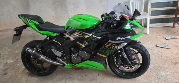 Kawasaki Ninja zx6r 636