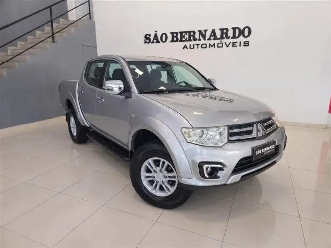 Mitsubishi L200 Triton HPE 3.5 CD V6 24V Flex Aut. 2017