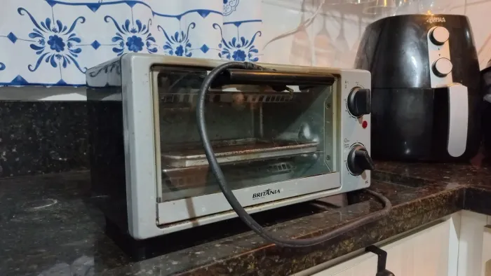 Forno britania elétrico 6L