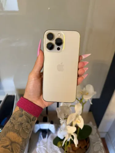 iPhone 13 Pro 256gb Gold IMPECÁVEL