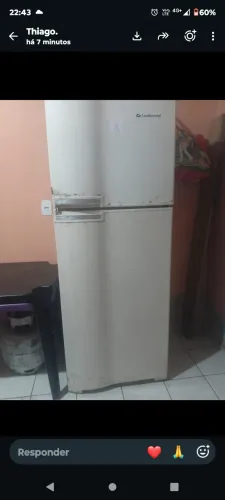 Geladeira funcionando perfeitamente motivo venda viagem 400 pra vender logo