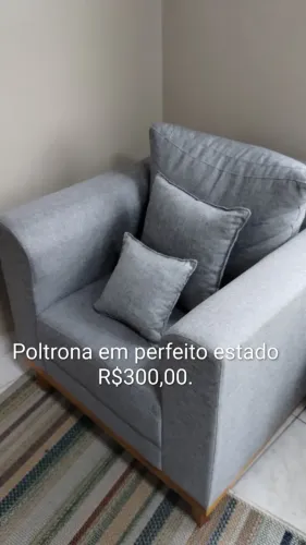 Poltrona Madeira Madeira pouco uso