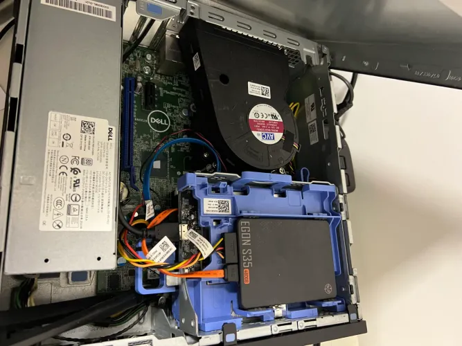 Desktop Dell gamer oplex 3060 i5-8400 8 geração