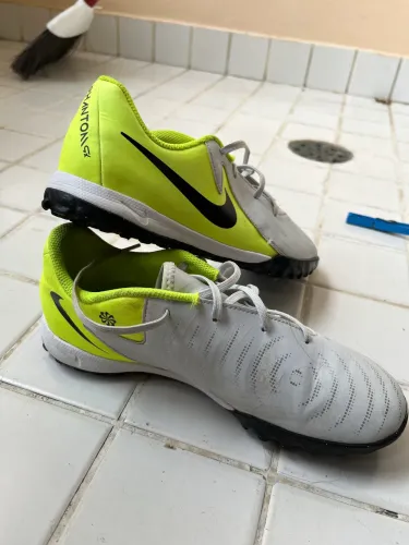 Chuteira Nike phantom gx