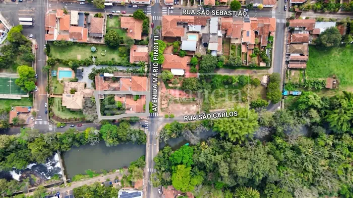 Casa para Venda em Brotas, Centro, 4 dormitórios, 1 suíte, 3 banheiros, 6 vagas